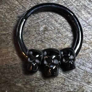 Skull septum body jewelry